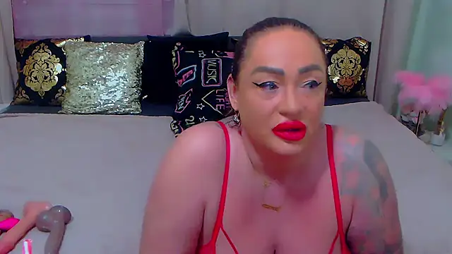 BustyVicky online show from December 6, 10:19 pm