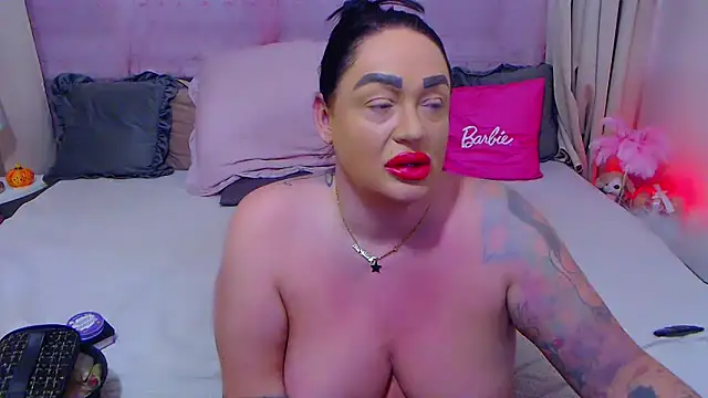 BustyVicky online show from October 1, 8:59 pm