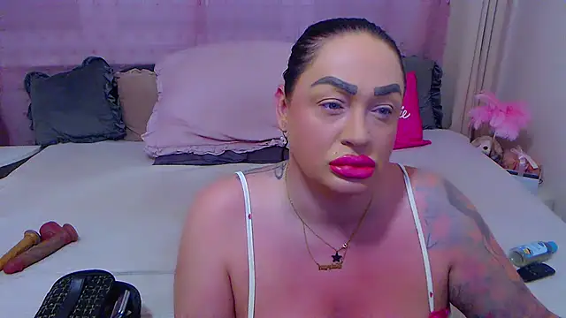 BustyVicky online show from October 7, 8:17 pm