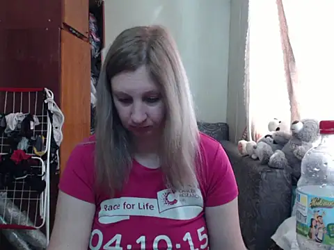 BustyBlond online show from March 21, 8:28 am