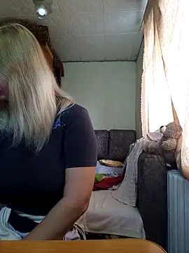 BustyBlond online show from October 24, 5:48 am