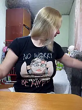 BustyBlond online show from November 26, 5:19 am