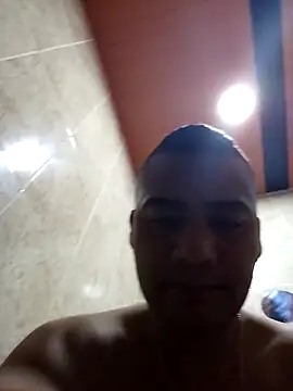 EISONREINA11 online show from October 27, 4:05 am