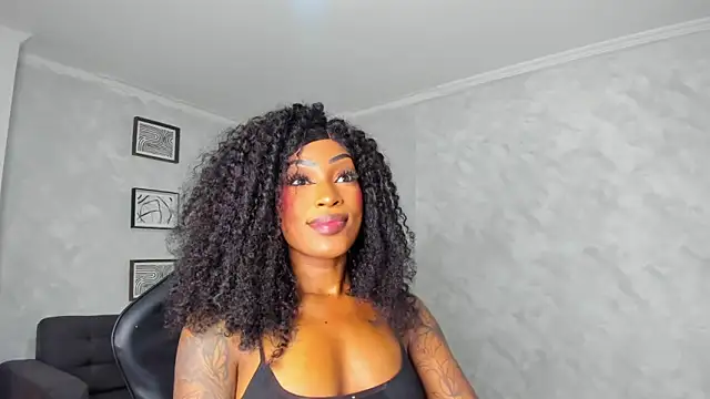 Emattaylor online show from February 25, 12:59 pm