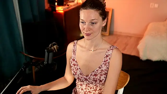 Snapshot of Special___ chatting on March 7, 6:33 pm Special online show from March 7, 6:33 pm