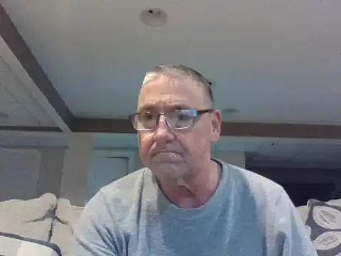 Snapshot of takeitall101 chatting on January 5, 8:54 am takeitall101 online show from January 5, 8:54 am