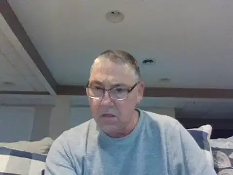 Snapshot of takeitall101 chatting on January 11, 1:43 pm takeitall101 online show from January 11, 1:43 pm