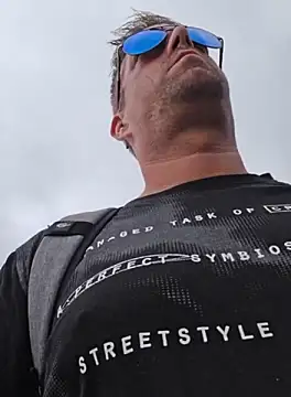 Trucker Hunter online show from October 16, 2:51 pm