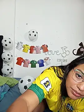 marypaula online show from June 11, 5:55 pm
