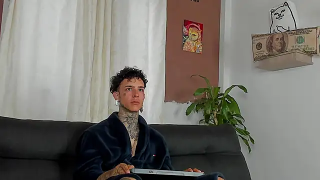 Aron ford online show from October 23, 12:04 pm