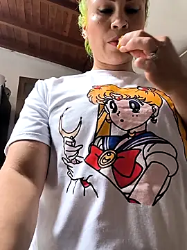 Snapshot of shelby_kutter chatting on October 11, 4:16 pm shelby kutter online show from October 11, 4:16 pm