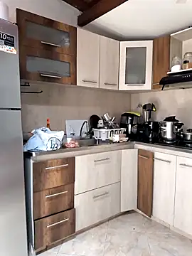 Snapshot of shelby_kutter chatting on October 17, 4:09 pm shelby kutter online show from October 17, 4:09 pm