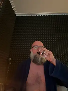 Snapshot of Noitelivre chatting on April 5, 6:49 pm Noitelivre online show from April 5, 6:49 pm