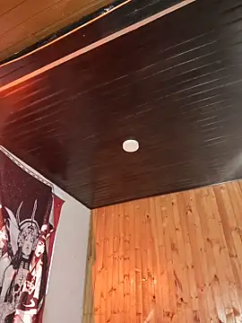  Laary online show from November 24, 9:14 pm