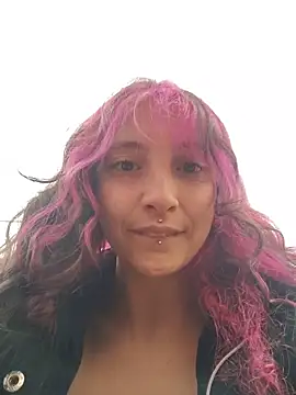  Laary online show from February 14, 10:39 pm