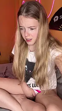 -veranito- online show from December 1, 9:09 pm