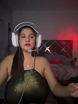 ValleryParker online show from November 10, 6:34 am