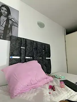 Natasharuso online show from March 13, 9:27 am