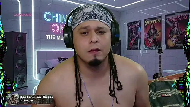 chino roz online show from October 11, 10:03 am