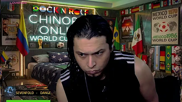 Snapshot of chino_roz chatting on July 8, 5:23 am chino roz online show from July 8, 5:23 am