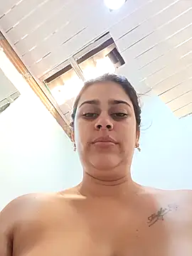 Latina sexy1 online show from November 18, 2:32 pm