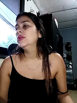 Latina sexy1 online show from February 13, 12:34 pm