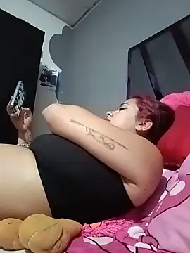 Latina sexy1 online show from May 26, 1:01 am