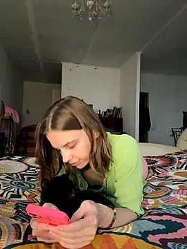 LeyaJohnson online show from November 21, 12:37 pm