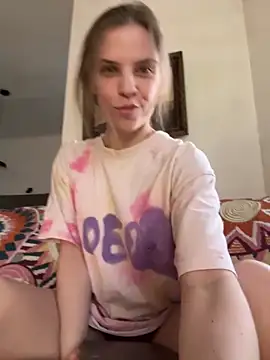 LeyaJohnson online show from March 26, 2:55 pm