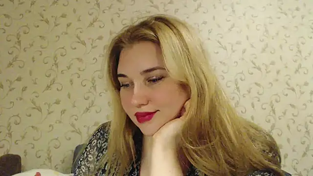 Snapshot of mmmPinUpGirl chatting on February 26, 9:58 pm mmmPinUpGirl online show from February 26, 9:58 pm