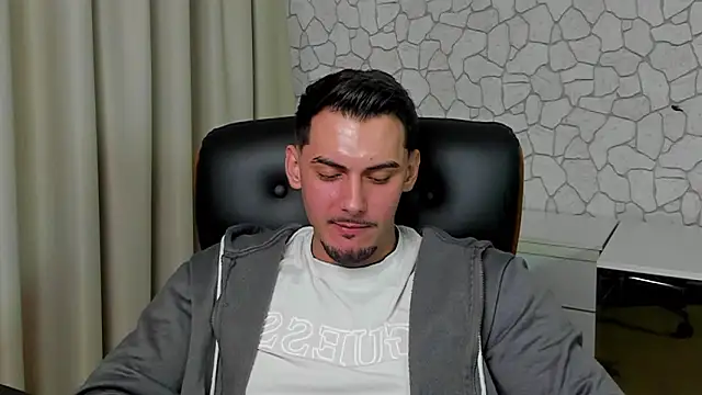 ClintMasters online show from April 5, 5:37 am