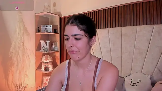  Niah  online show from October 19, 8:53 pm