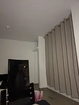  Niah  online show from April 18, 1:53 am