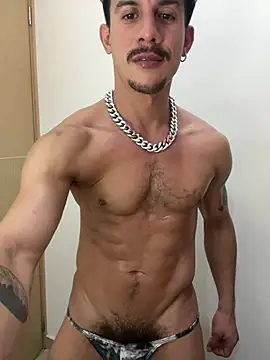 Snapshot of lazzon_bastion chatting on June 10, 9:35 pm lazzon bastion online show from June 10, 9:35 pm