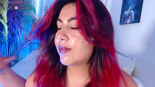 gatuwildhott online show from April 16, 7:03 pm