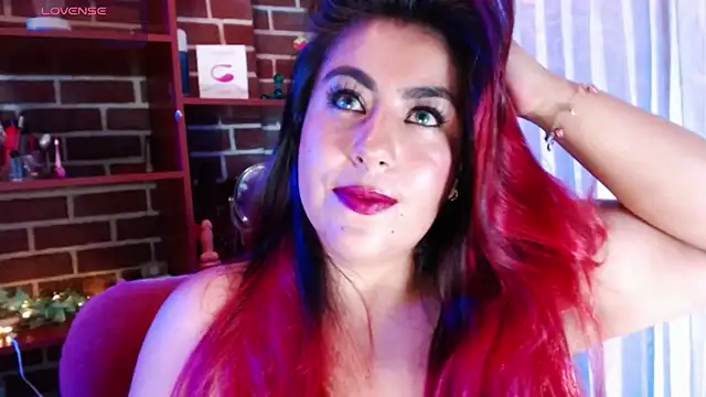 gatuwildhott online show from July 8, 11:42 pm