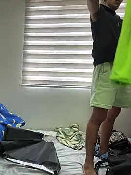 sorry-mom69 online show from April 18, 5:50 pm