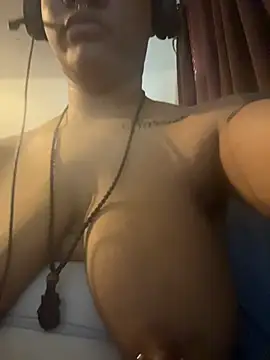 nickytheehawtie online show from March 25, 2:23 pm