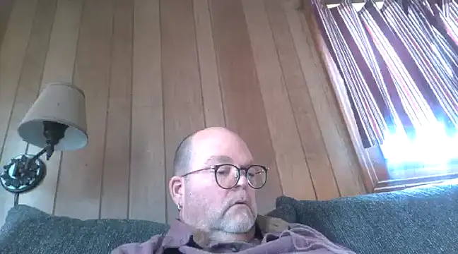 mrwizard4570 online show from December 12, 6:53 pm