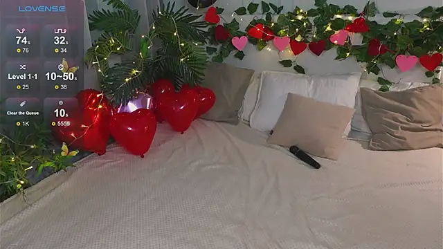 Snapshot of Elfa_Mirielle chatting on February 17, 8:22 am Elfa Mirielle online show from February 17, 8:22 am