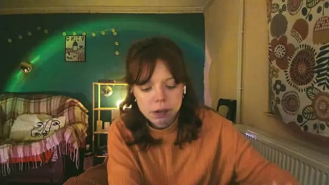 ClancyMorissey online show from March 3, 8:43 pm