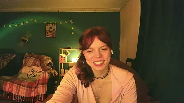 ClancyMorissey online show from March 8, 12:00 am