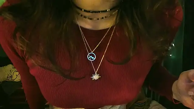 ClancyMorissey online show from February 8, 6:00 pm