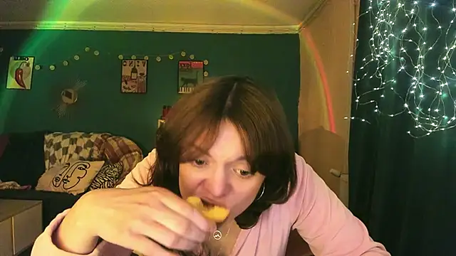 ClancyMorissey online show from May 19, 6:03 pm