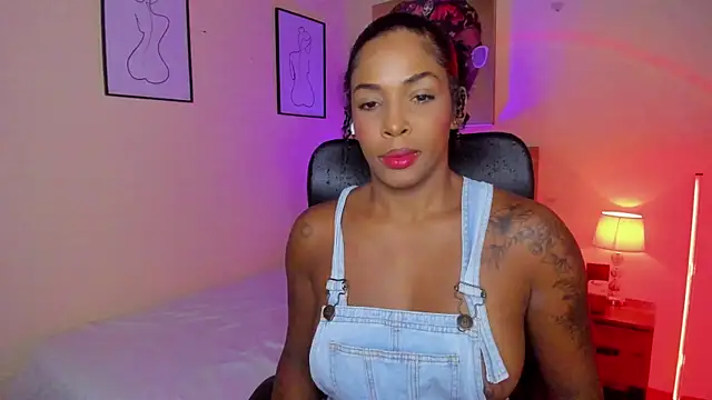 AitanaBrown  online show from September 18, 9:28 pm