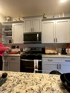 Snapshot of triple34D chatting on November 12, 1:22 pm triple34D online show from November 12, 1:22 pm