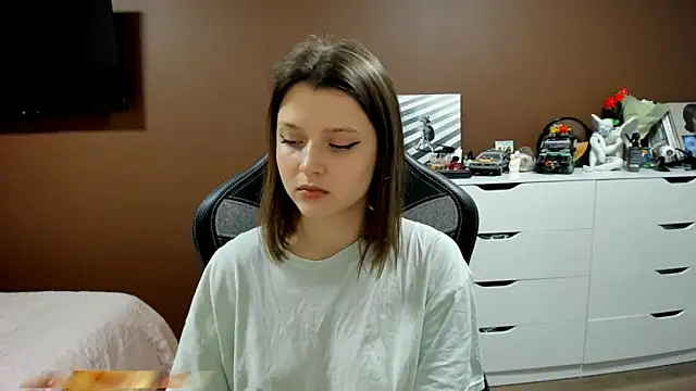 SoniNesti online show from February 26, 2:16 pm