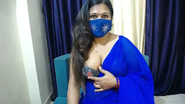 cutee  crazy online show from December 26, 5:40 pm