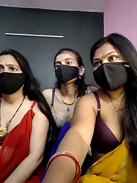 cutee  crazy online show from April 2, 2:37 pm