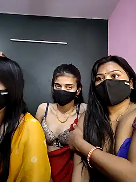 cutee  crazy online show from April 8, 1:44 pm